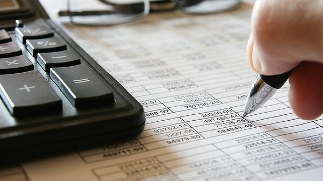 حسابدار تولیدی بازرگانی کیست؟